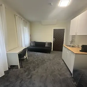 Datri Petite 9 , Viena Austria